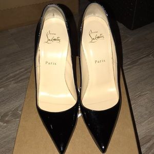 Christian Louboutin So Kate 9B